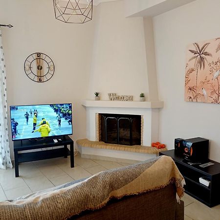 Myilios Leisure Piraeus By Ilios Companyアパートメント エクステリア 写真